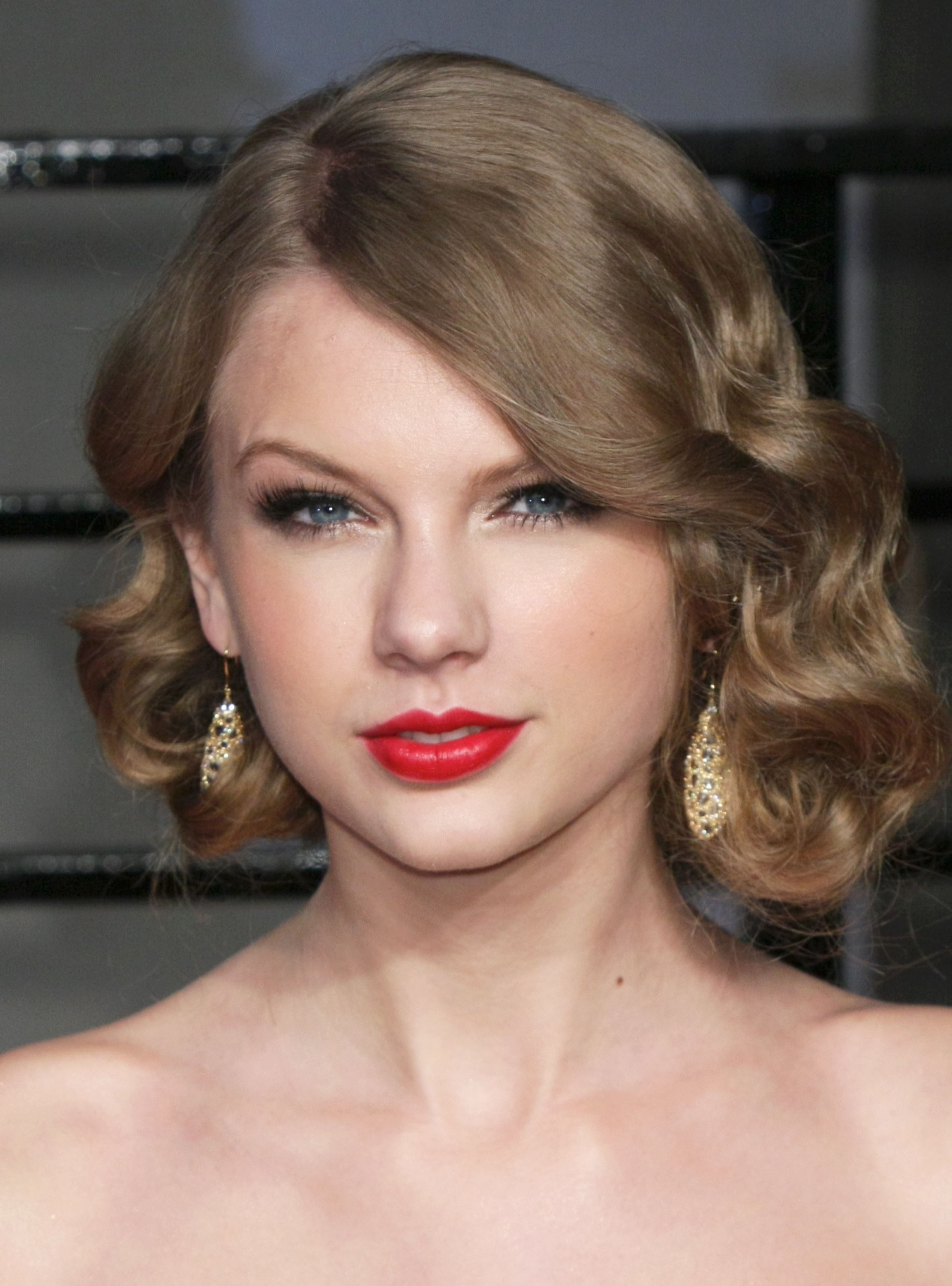 2011 Vanity Fair Oscar Party - 073 - Taylor Swift Web Photo Gallery ...