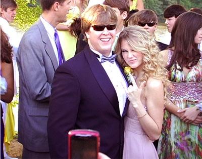 taylor swift in high school prom