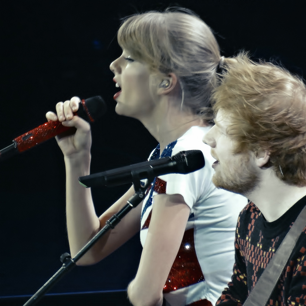 February 1 - London, United Kingdom - 232 - Taylor Swift Web Photo