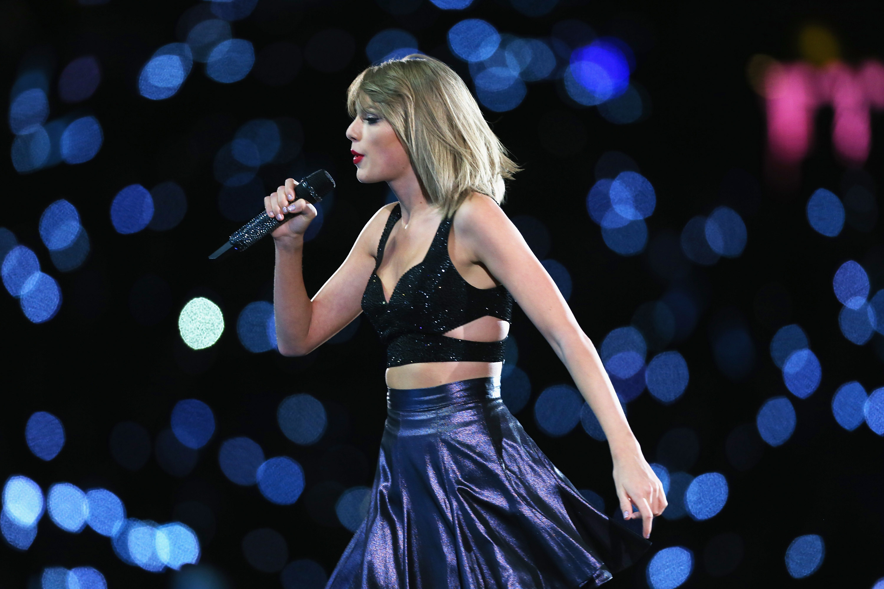 Taylor Swift Web Photo Gallery: Click image to close this window