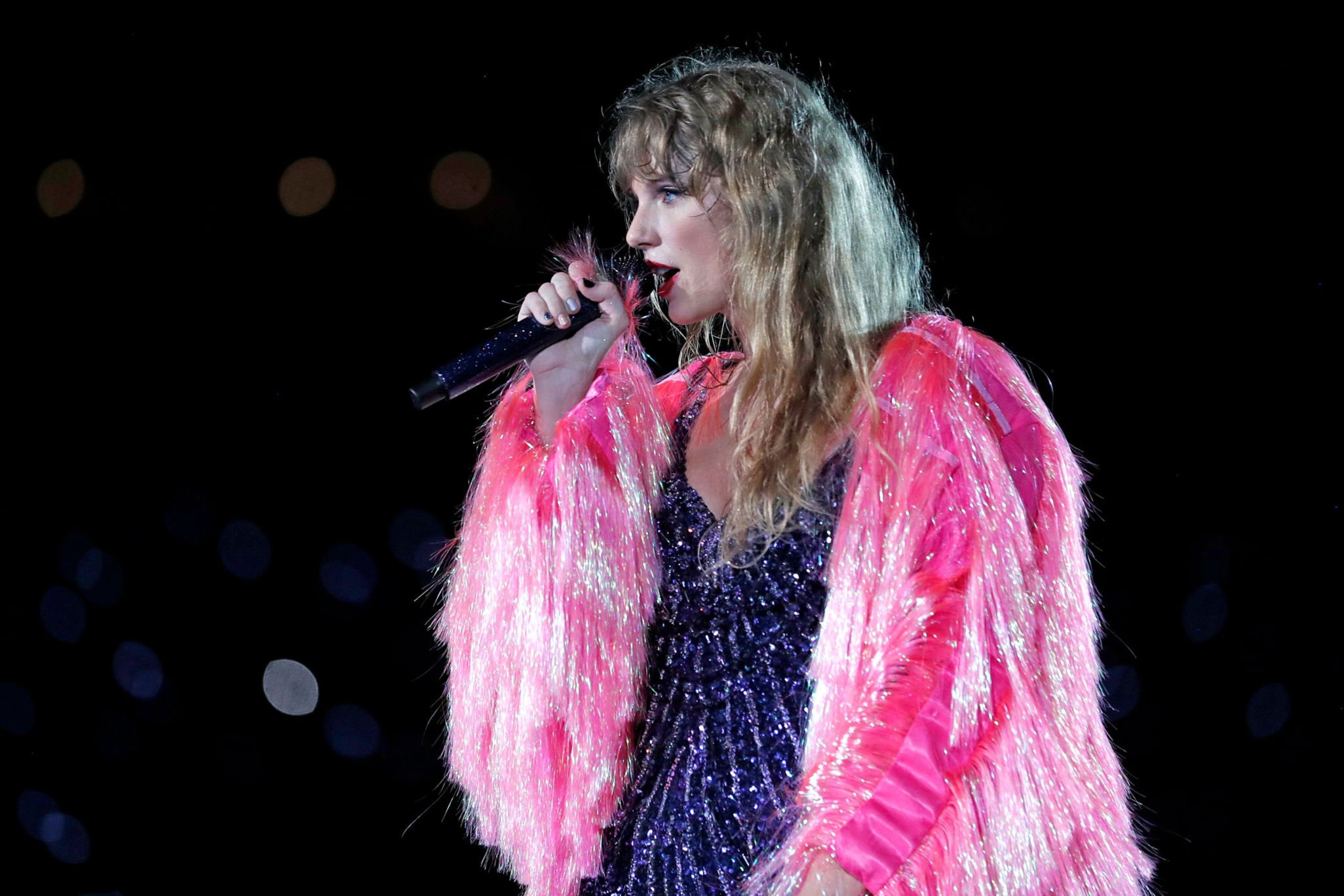 Taylor Swift Web Photo Gallery Click Image To Close This Window