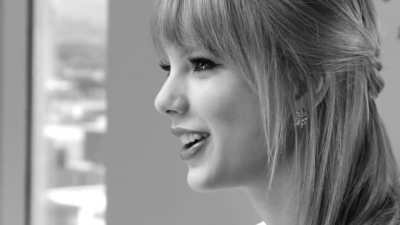 2012 - iHeart Radio Music Festival Promo - 031 - Taylor Swift Web Photo ...