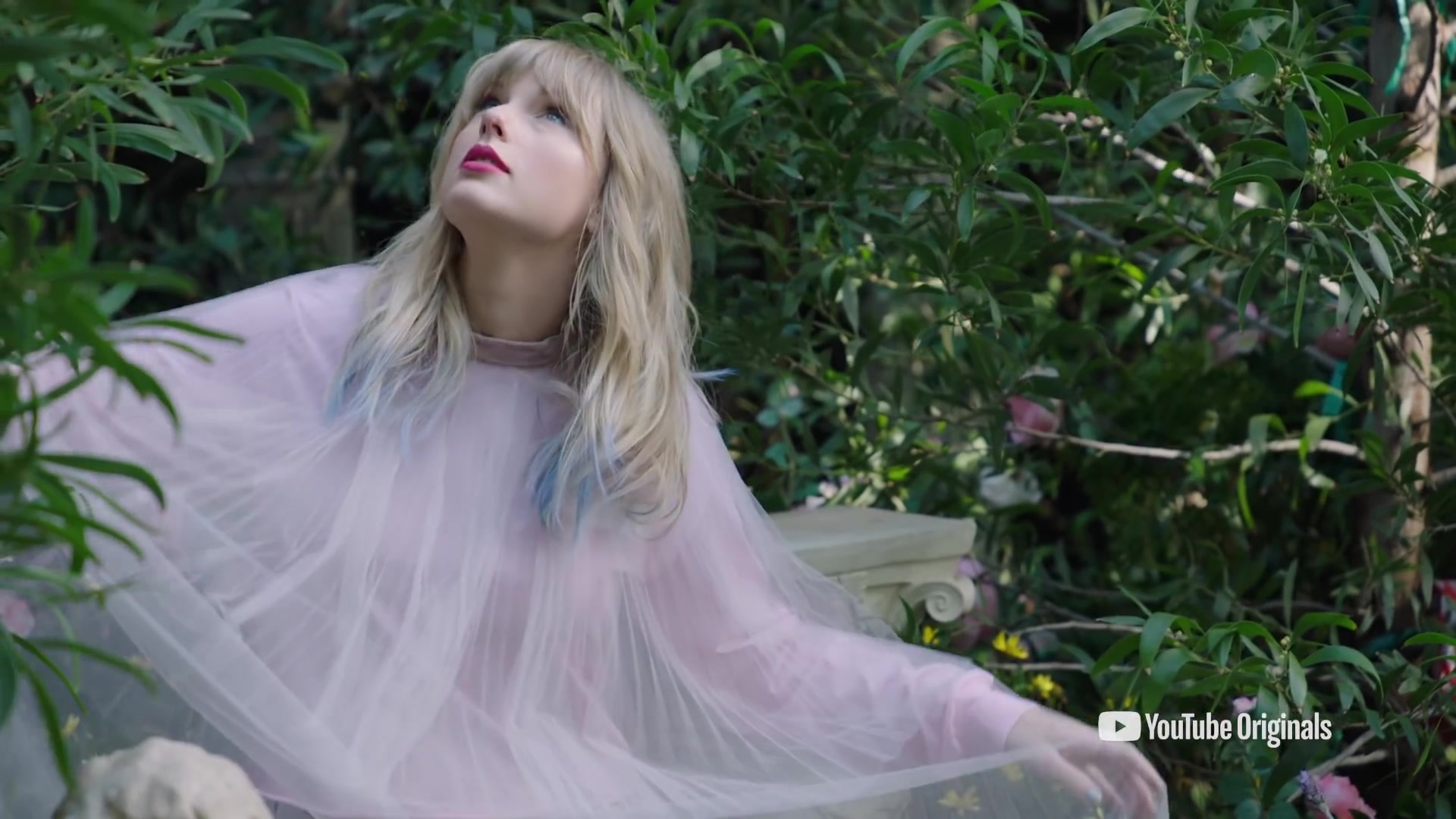 2019 Lover Album 023 Taylor Swift Web Photo Gallery Your Online Source For Taylor Swift